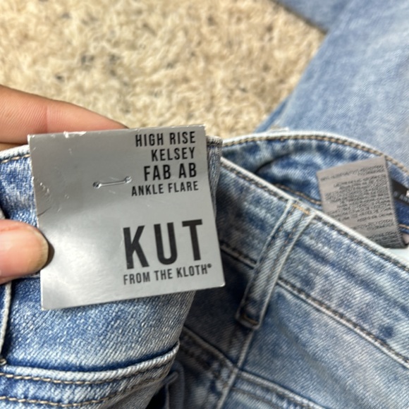 Kut from the Kloth Kelsey High Rise Ankle Flare Size 16 NWT - Picture 8 of 12